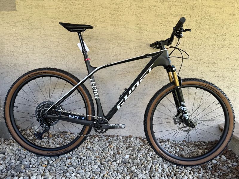 Ghost Lector World-Cup, vel. XL, model 2025, super výbava za 50% ceny !