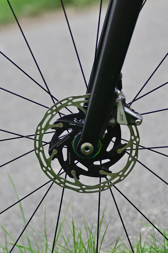 Titanio - GRAVEL / ROAD - 8,3 kg!