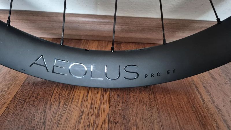 Bontrager Aeolus Pro 51 karbon OCLV