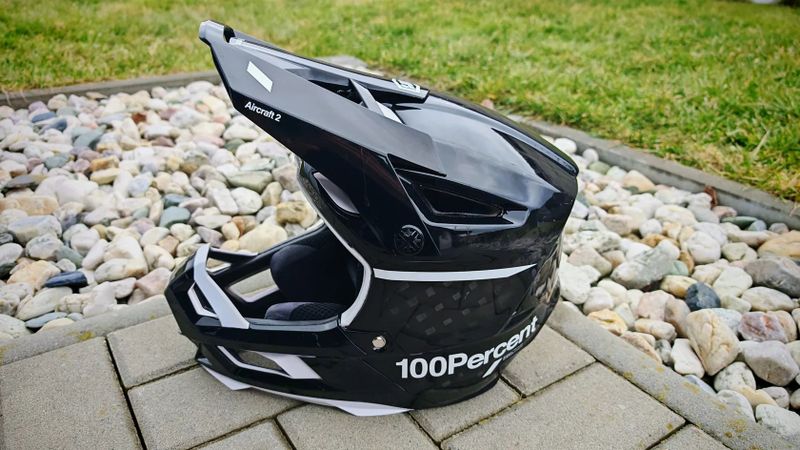 100% Aircraft 2, Přilba, Helma, Karbon