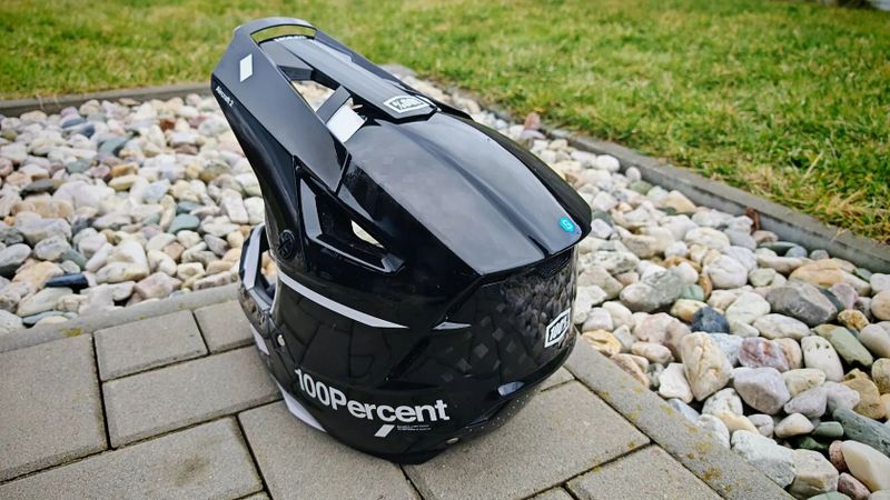 100% Aircraft 2, Přilba, Helma, Karbon