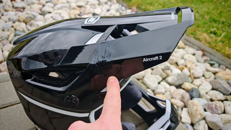 100% Aircraft 2, Přilba, Helma, Karbon