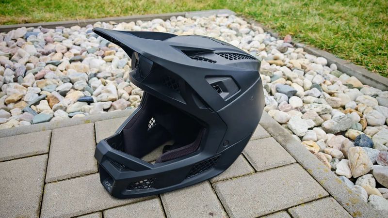 Fox Rampage Pro Carbon, Fox RPC, Přilba, Helma