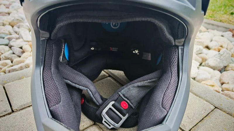 Fox Rampage Pro Carbon, Fox RPC, Přilba, Helma