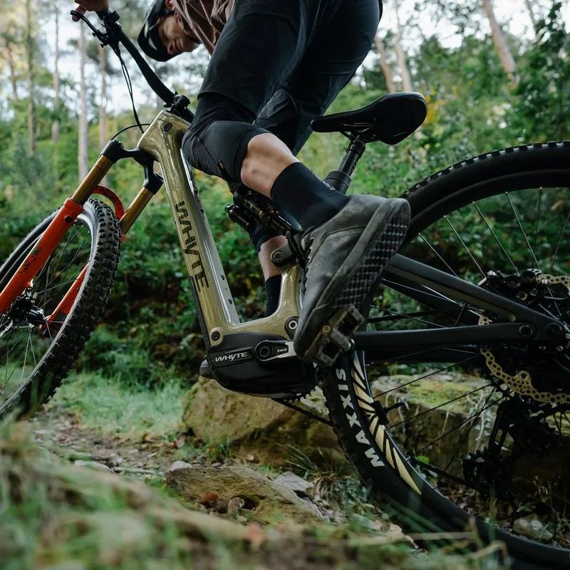 WHYTE ELyte 150 Works -nový ebike, SRAM XO AXS T-type, Bosch SX + 250Wh bat., vel. M, L (SLEVA -25%)