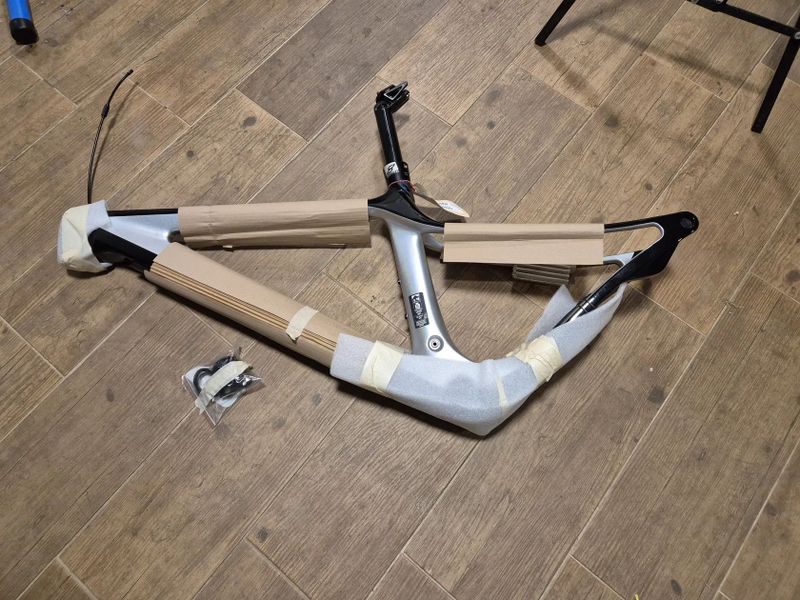 Rám Ghost Lector SF World Cup-velikost M