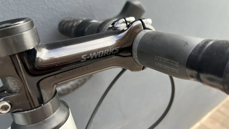 Specialized Aethos | Roval Alpinist CL II | Sram PowerMeter | 3499 EUR / 3199 EUR