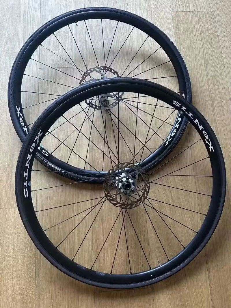 Xentis- komplet hliníkové ráfky- rakouská výroba(značka je např nově na Rouvy)