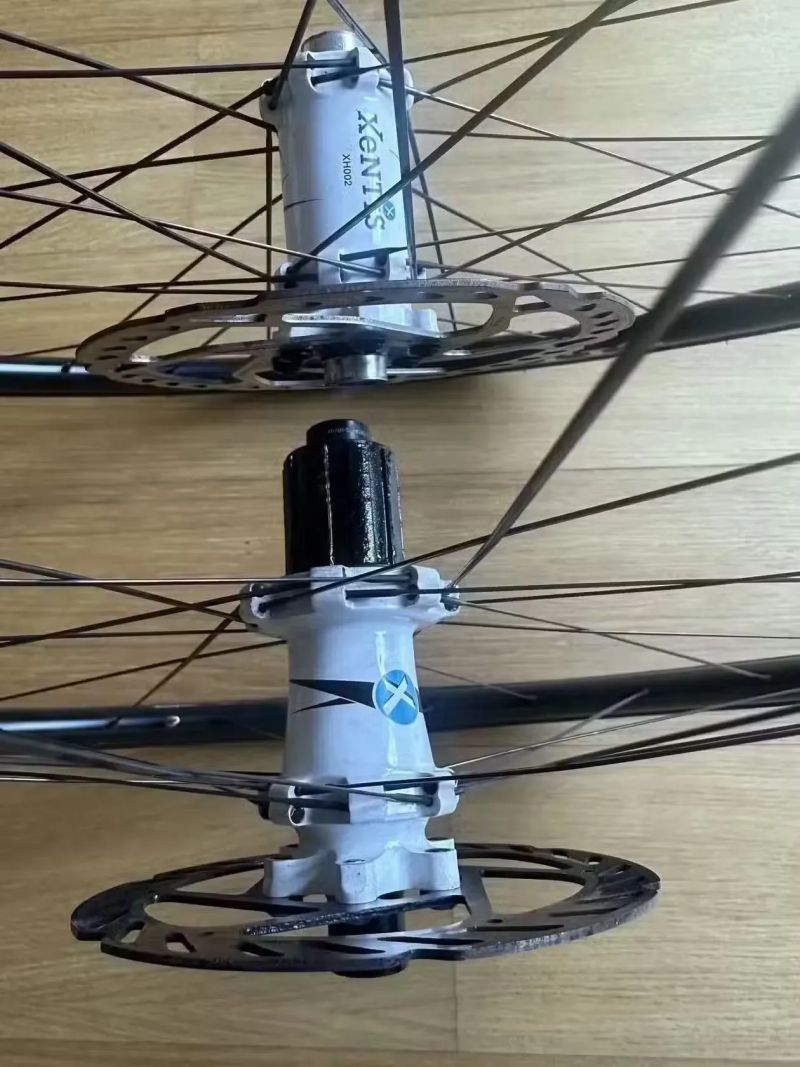 Xentis- komplet hliníkové ráfky- rakouská výroba(značka je např nově na Rouvy)