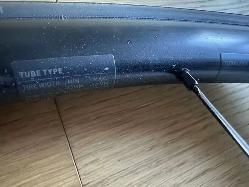 Xentis- komplet hliníkové ráfky- rakouská výroba(značka je např nově na Rouvy)