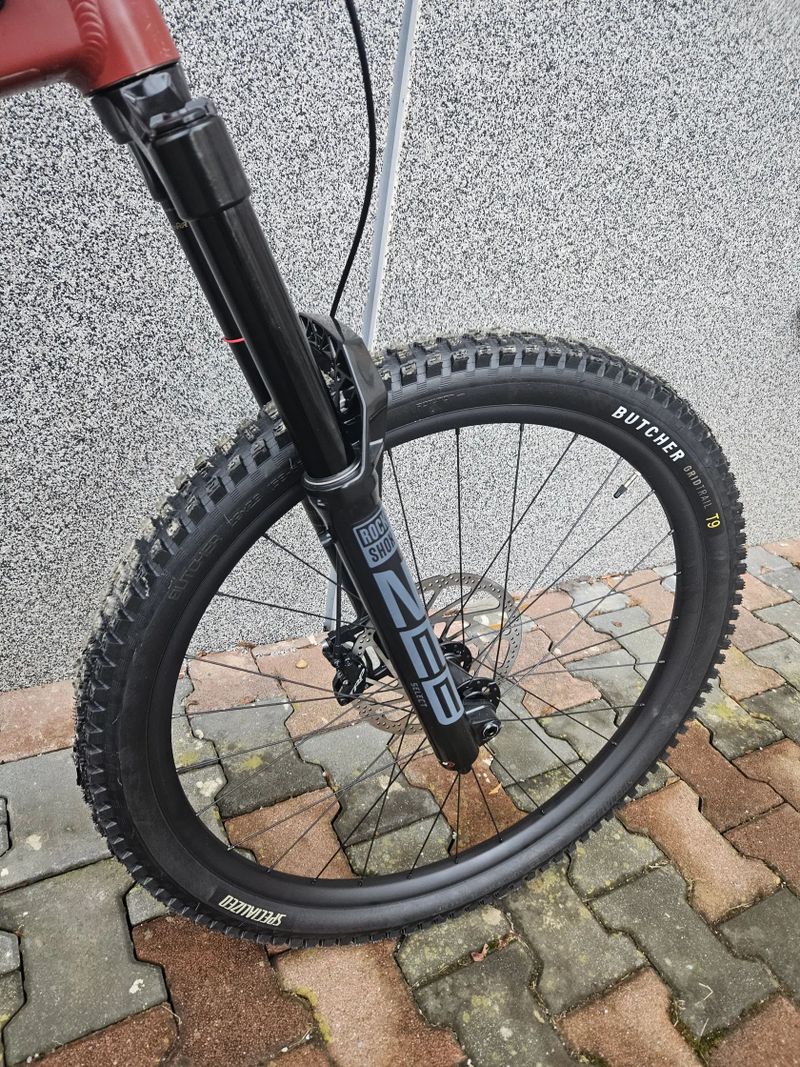 Propain tyee al5 Nove komponenty