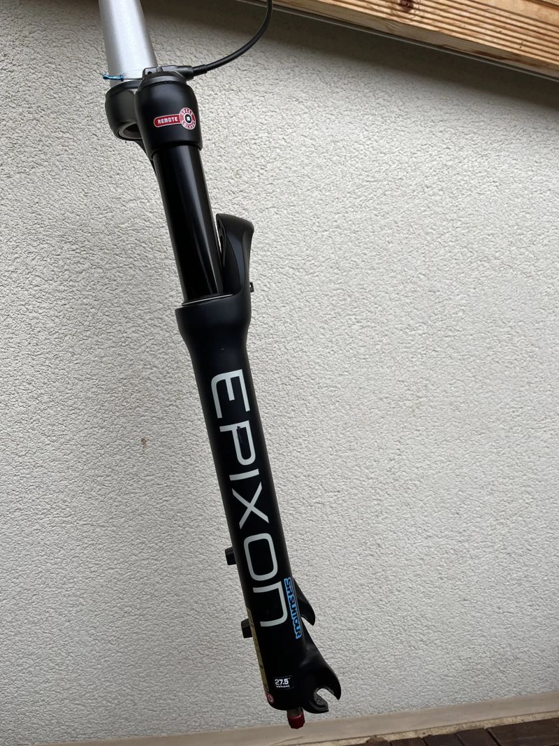 Vzduchová vidlice Epixon 100mm RU