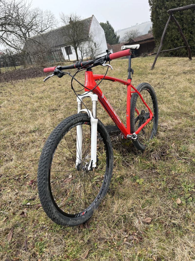 Pells Razzer Pro + Teleskopická sedlovka