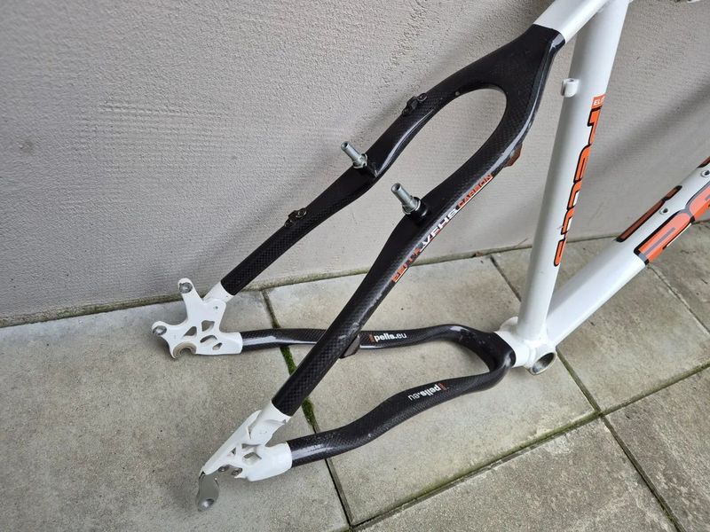 Rám Pells 26" vel.L/19", karbon.zadní stavba