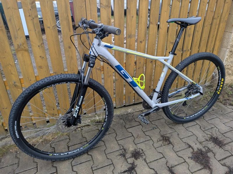 GT Avalanche 29" Comp