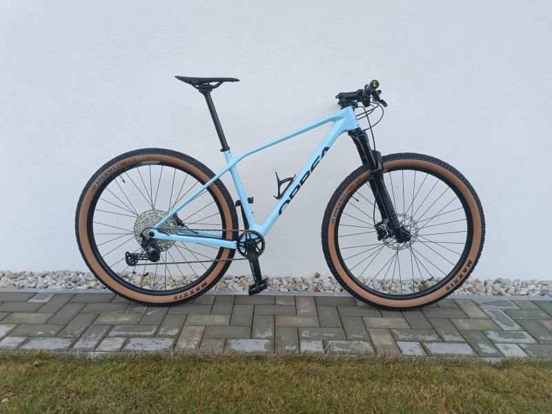Orbea Alma 29" karbon