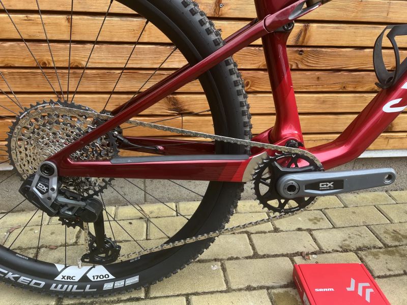 Canyon Lux World Cup CF 8