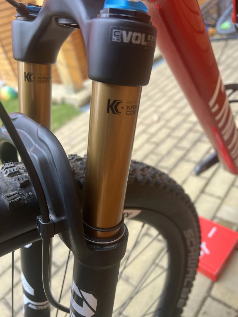 Canyon Lux World Cup CF 8