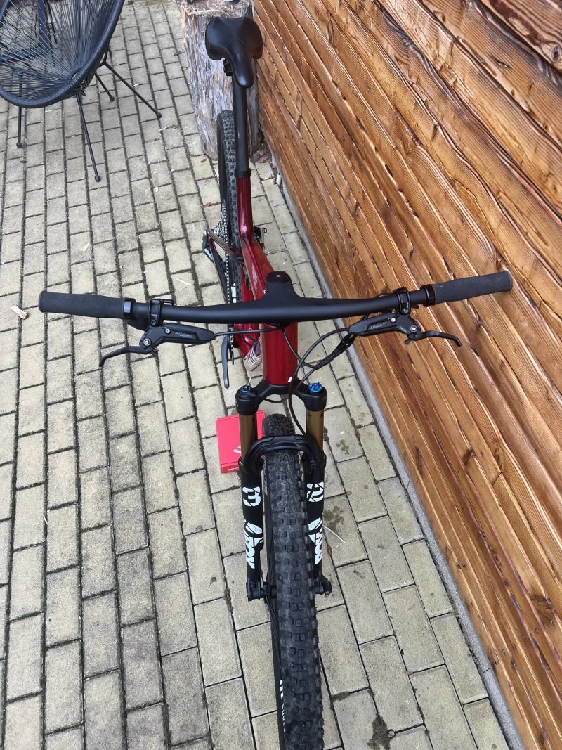 Canyon Lux World Cup CF 8