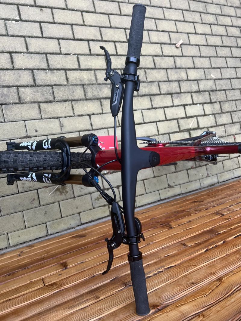 Canyon Lux World Cup CF 8