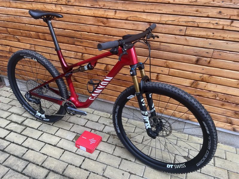 Canyon Lux World Cup CF 8