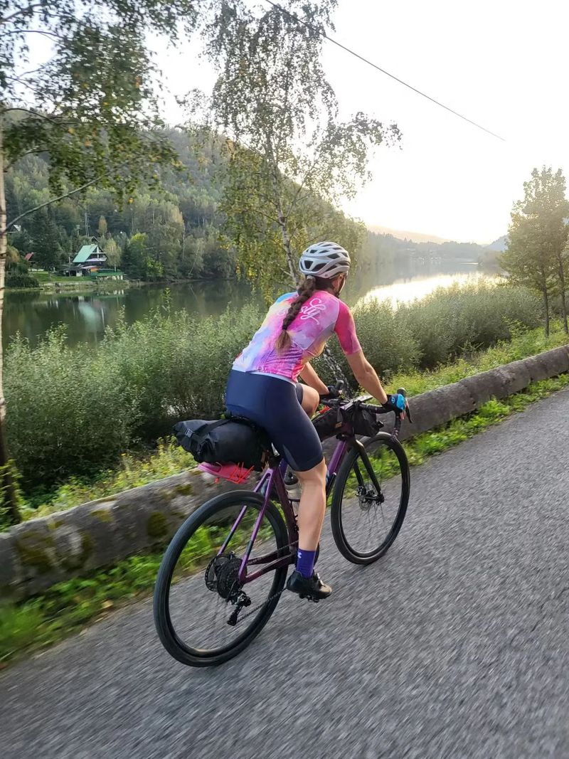 Sada brašen Restrap - brašna na sedlovku a na horní rámovou trubku