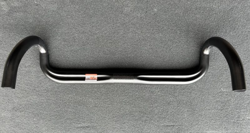 Karbonová řídítka pro silniční kolo