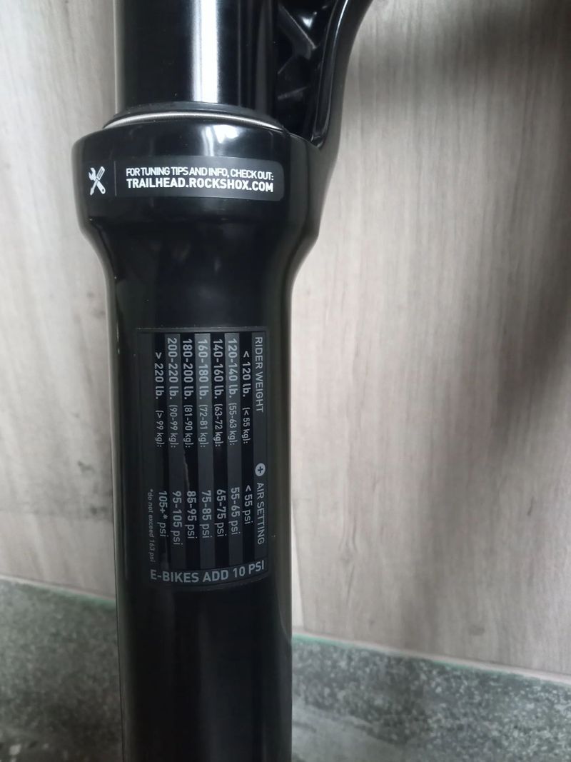 Dartmoor Hornet Rám vel. L + vidlice Rock shox 35