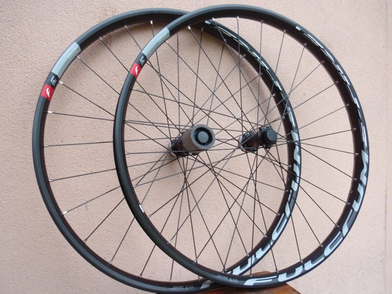 Akce! Nové výplety Fulcrum E-Fire 700 27.5"