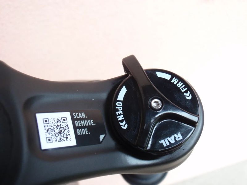 AKCE! Nová vidlice Fox 34 Float AWL