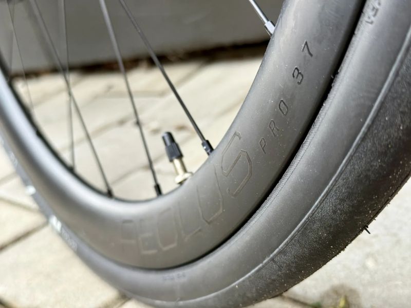 Trek Domane SLR 700 Project One USA - Ultegra Di2 12sp - 54cm - stav 10/10