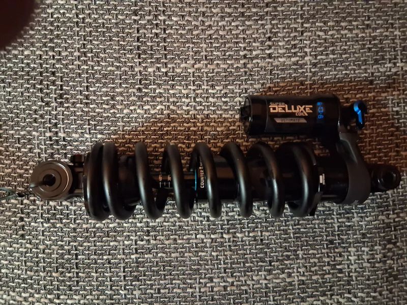 Tlumič Rock Shox Super Deluxe Ultimate Coil 230x62,5