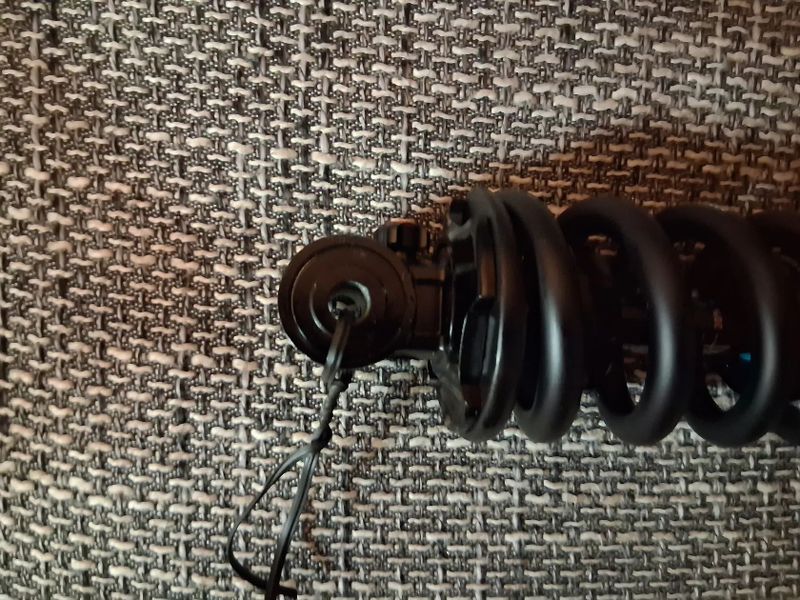 Tlumič Rock Shox Super Deluxe Ultimate Coil 230x62,5