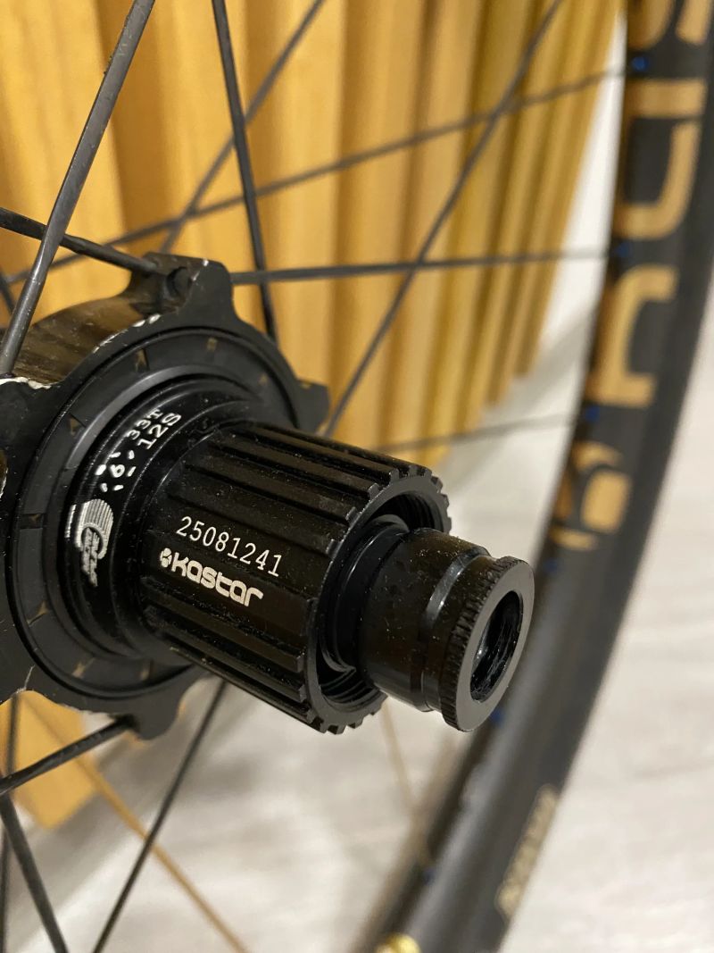 Karbonová kola Kastar