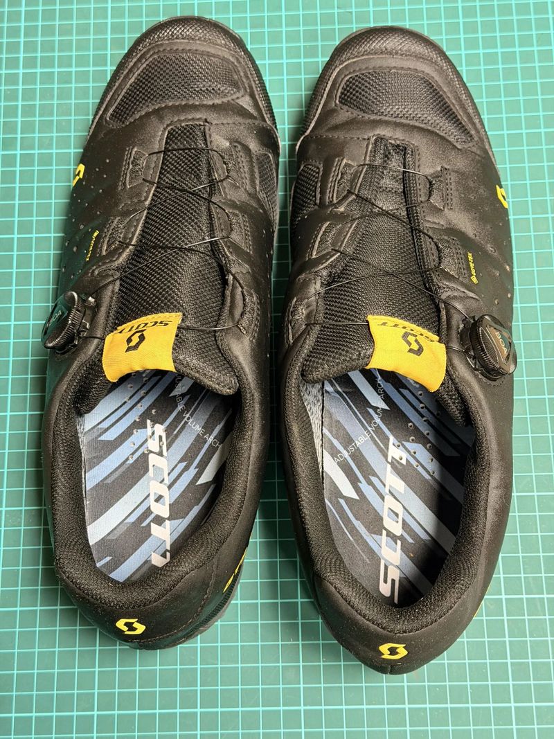 SCOTT Sport Trail Evo GORE-TEX Black/Yellow