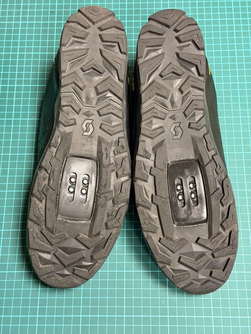 SCOTT Sport Trail Evo GORE-TEX Black/Yellow