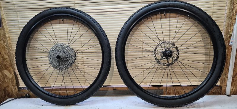 MTB kola Bontrager Kovee Comp 