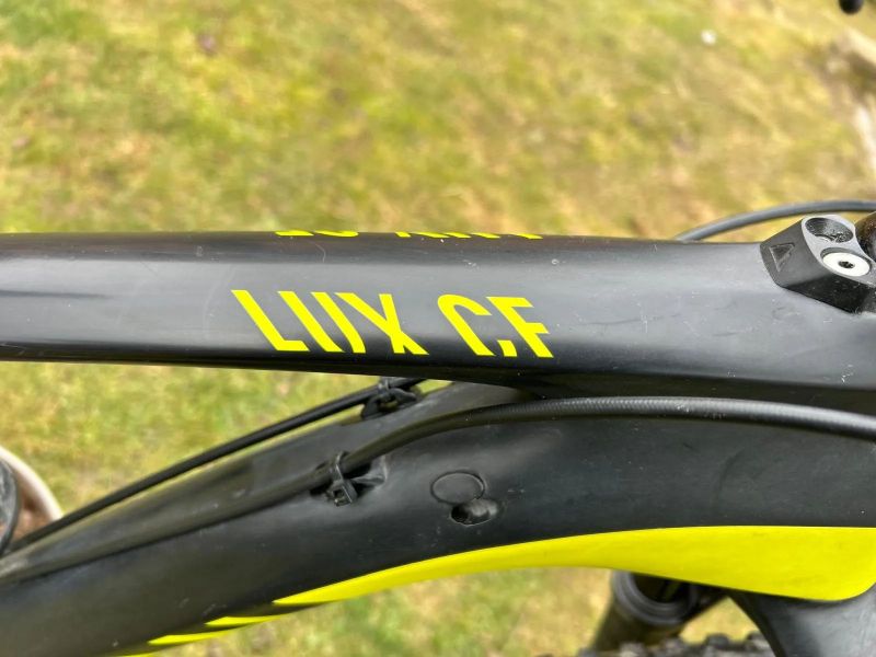 Canyon CANYON LUX CF 7.0 Pro Race Size M