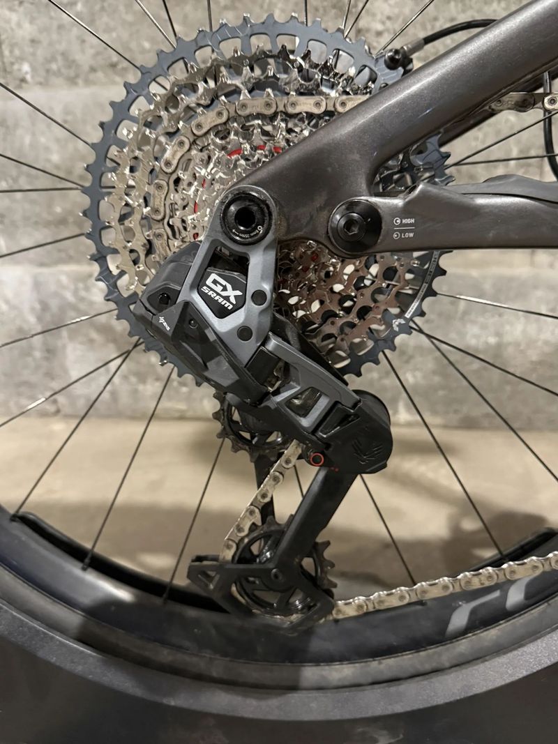 Specialized Turbo Levo Expert Carbon S4