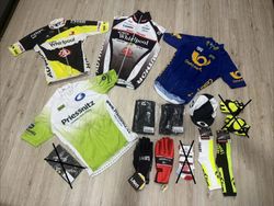 Cyklo dresy a doplňky 