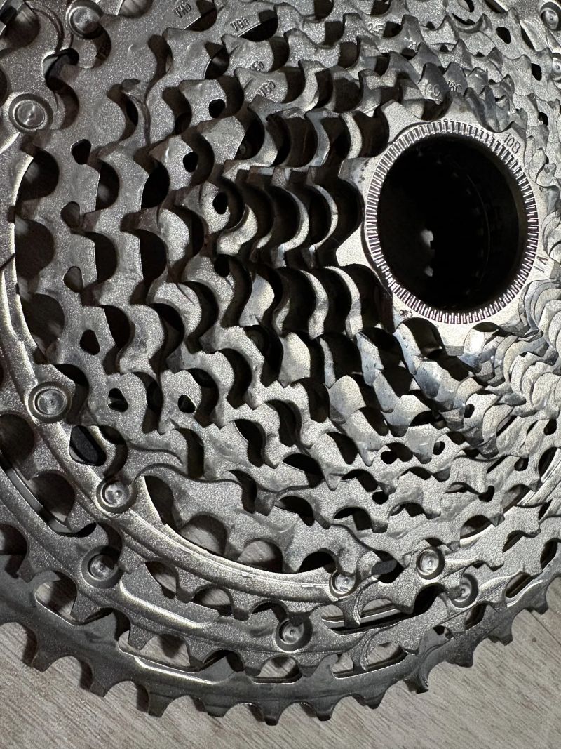 Kazeta Shimano Deore CS-M6100 12s