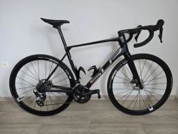 Superior X-Road Team Issue Gloss Black Rainbow / Hologram Chrome 56