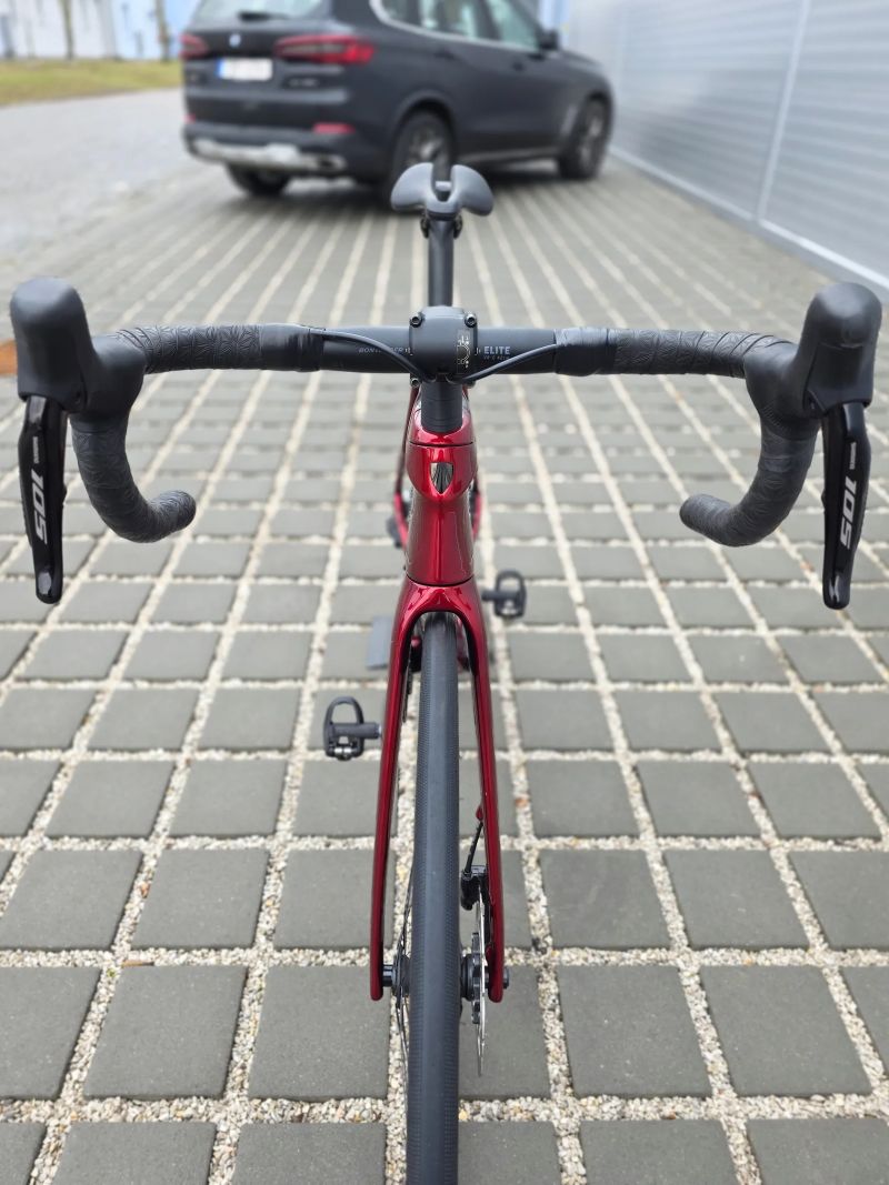 Silniční kolo Trek Émonda SL6 Carbon 105 Di2 2024 – velikost 54cm (M) / Karbonové kola Bontrager