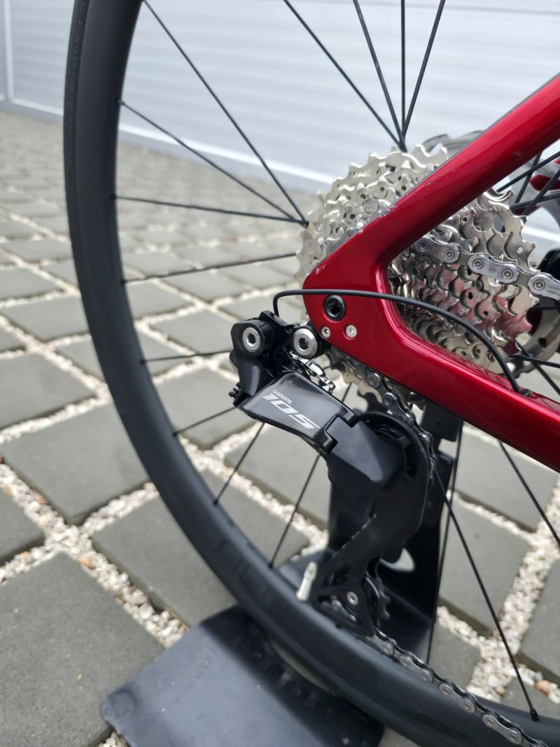 Silniční kolo Trek Émonda SL6 Carbon 105 Di2 2024 – velikost 54cm (M) / Karbonové kola Bontrager