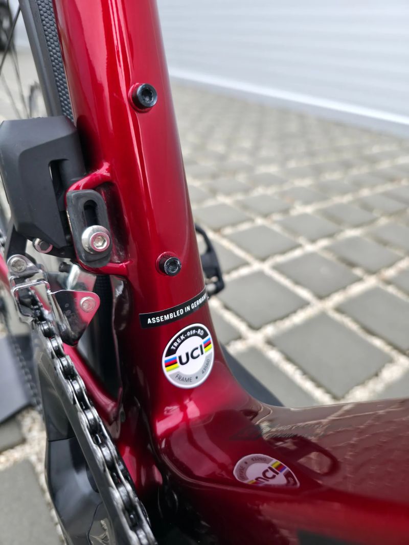 Silniční kolo Trek Émonda SL6 Carbon 105 Di2 2024 – velikost 54cm (M) / Karbonové kola Bontrager