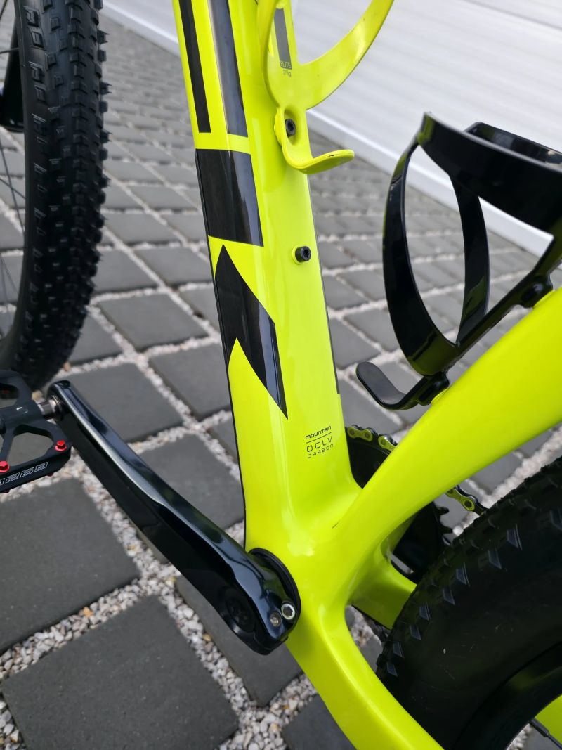 Trek Procaliber 9.6 Carbon 2022 29″ velikost M / Shimano XT / Teleskopická sedlovka