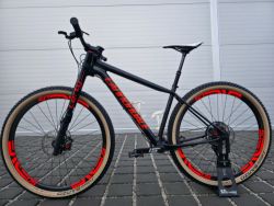 Cannondale F-Si 29″ Carbon 3 2017 ENVE velikost M / Karbonové kola / Teleskopická sedlovka