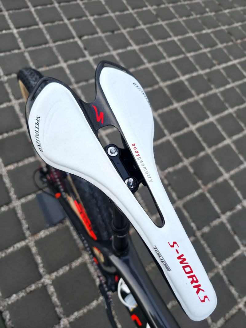 Cannondale F-Si 29″ Carbon 3 2017 ENVE velikost M / Karbonové kola / Teleskopická sedlovka