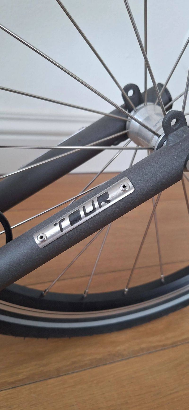  Koloběžka KOSTKA TOUR - LIMITED EDITION 