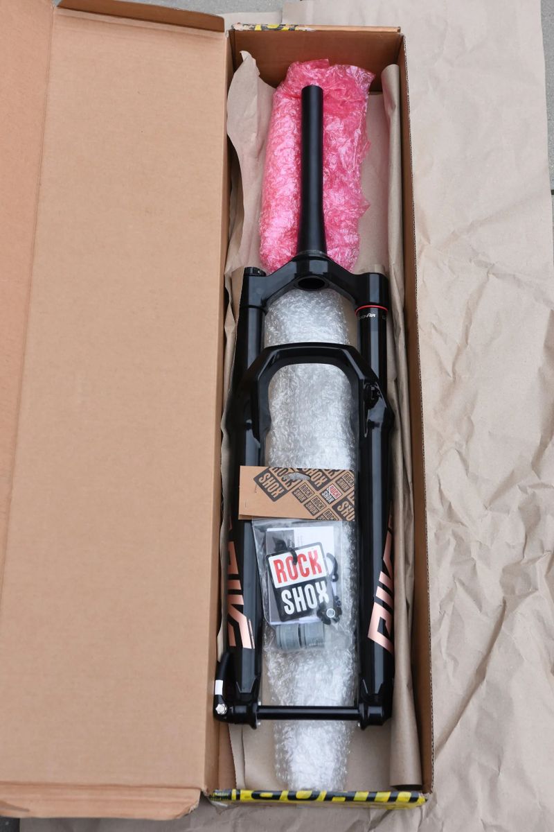 Vidlice RockShox Pike Select+ Charger 3 RC2 Debon Air+ 29 130 mm